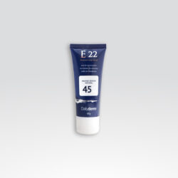 Protector SPF E22 Mousse Natural